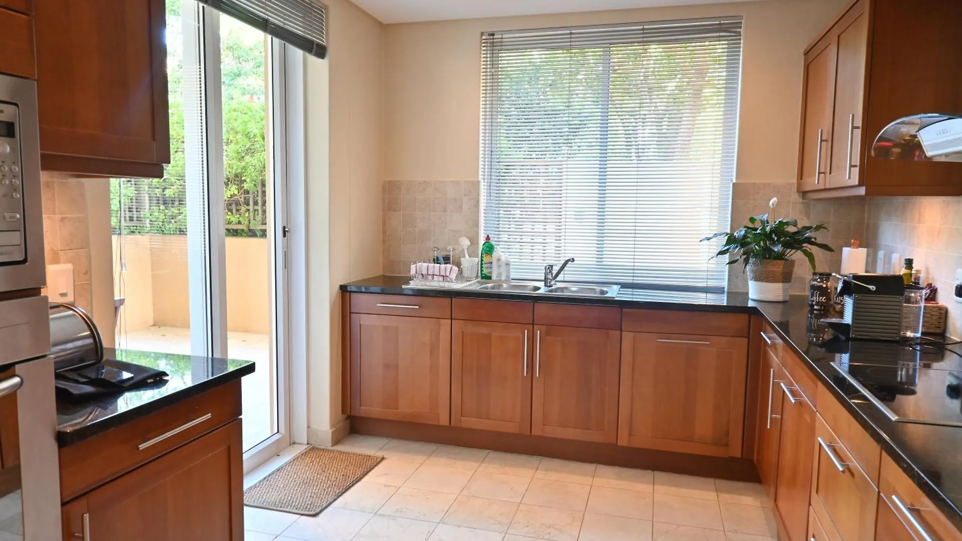 Luxurious Apartment In Central Waterfront Κέιπ Τάουν
