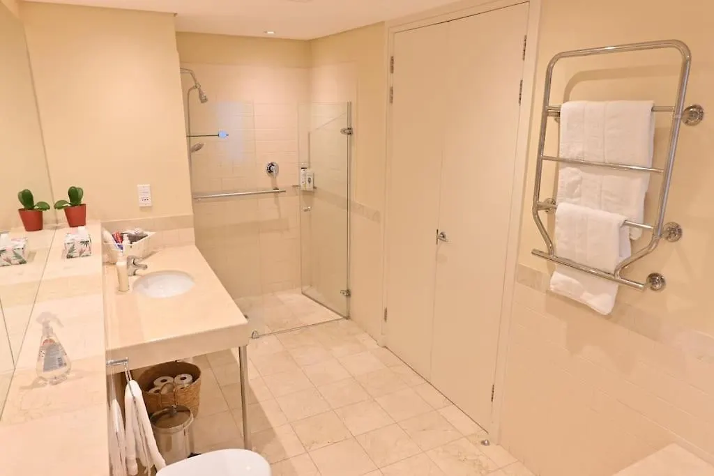 Luxurious Apartment In Central Waterfront Κέιπ Τάουν 0*,
